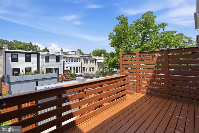 5002 7TH PL NW, Washington, DC 20011