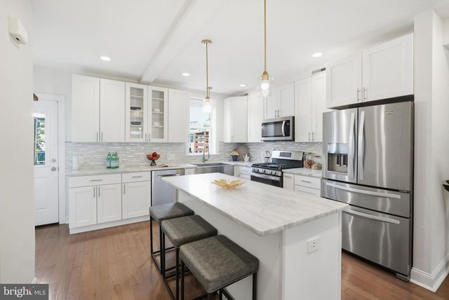 5002 7TH PL NW, Washington, DC 20011