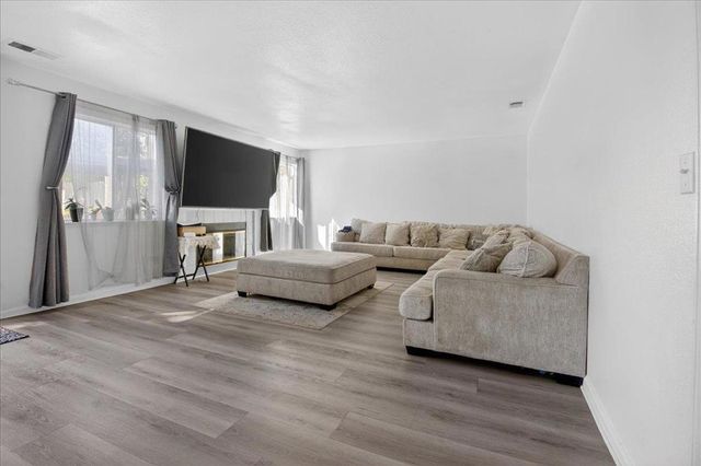 1911 Glarner Street, Hollister, CA 95023