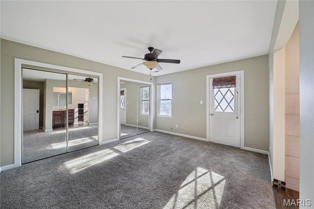 53 Lois Lane, Fenton, MO 63026