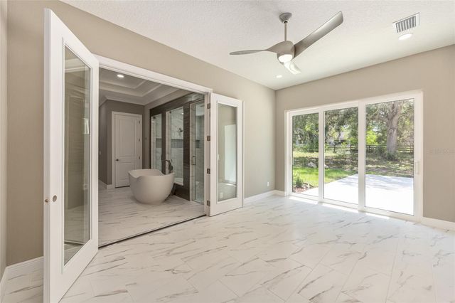 950 SE 80TH STREET, Ocala, FL 34480