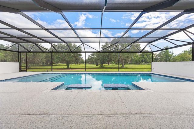 950 SE 80TH STREET, Ocala, FL 34480