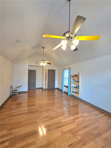 3005 N 15Th Place, Rogers, AR 72756