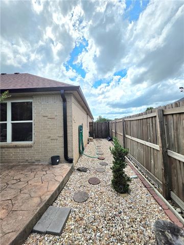 3005 N 15Th Place, Rogers, AR 72756