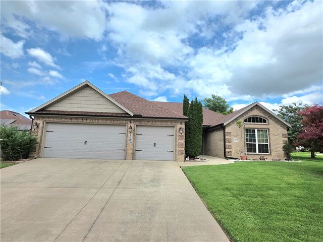 3005 N 15Th Place, Rogers, AR 72756