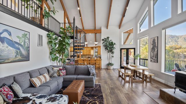 34784 Bogart Drive, Springville, CA 93265