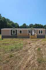 5274 White Springs Ln, Lafayette, TN 37083
