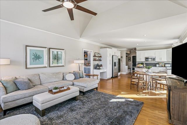 1431 N 143RD ST E, Wichita, KS 67230