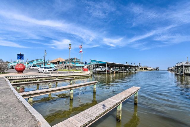 00 Fort Bend Drive, Galveston, TX 77554