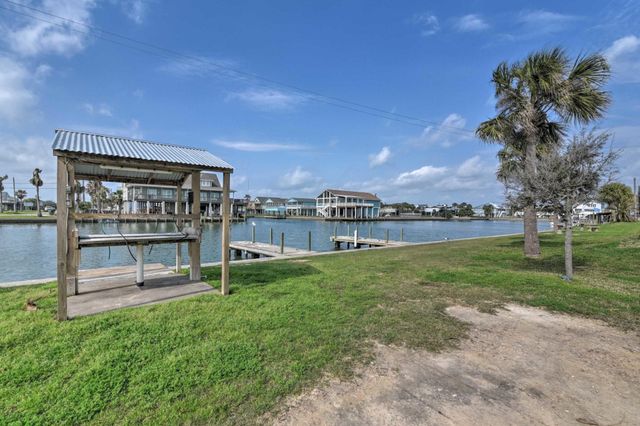 00 Fort Bend Drive, Galveston, TX 77554