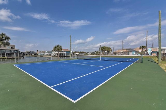 00 Fort Bend Drive, Galveston, TX 77554