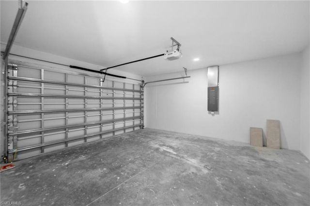 2814 5TH TER, Cape Coral, FL 33993