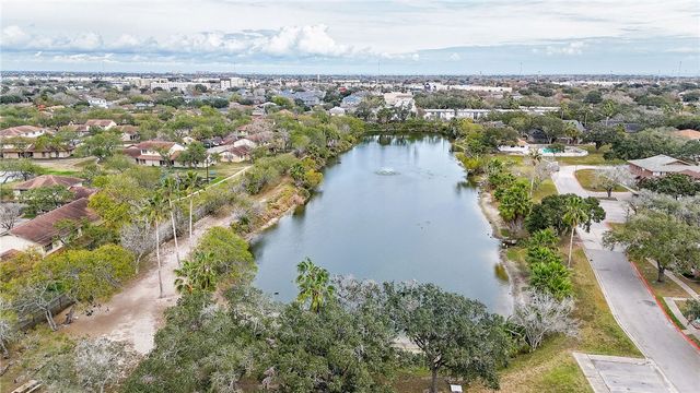 2058 Hidden Lake, Corpus Christi, TX 78412