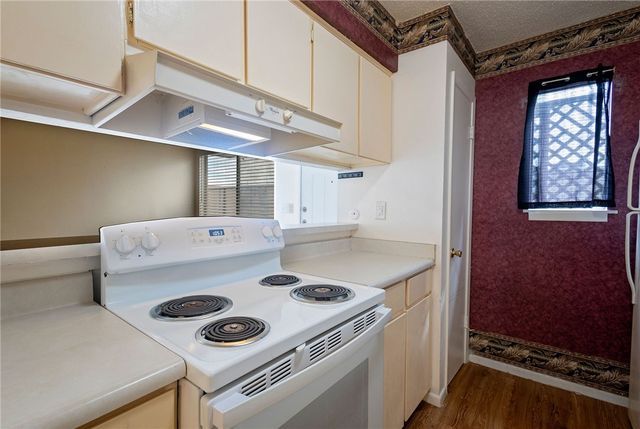 2058 Hidden Lake, Corpus Christi, TX 78412