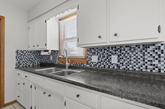 5956 5th Street NE, Fridley, MN 55432