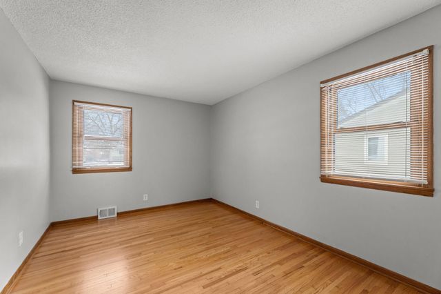 5956 5th Street NE, Fridley, MN 55432