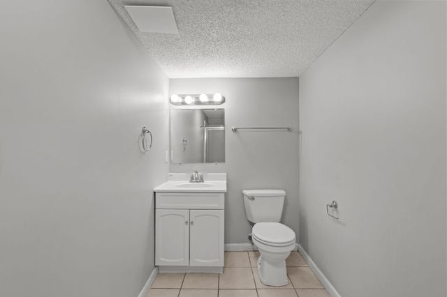 5956 5th Street NE, Fridley, MN 55432