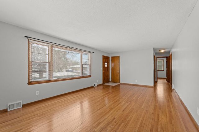 5956 5th Street NE, Fridley, MN 55432