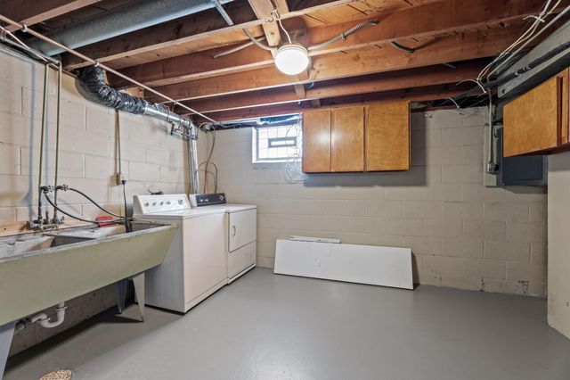 5956 5th Street NE, Fridley, MN 55432