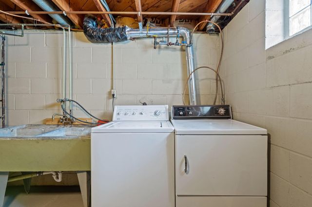 5956 5th Street NE, Fridley, MN 55432