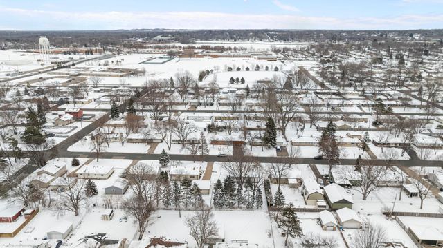 5956 5th Street NE, Fridley, MN 55432