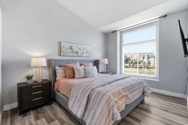 504 Shoal Circle, Redwood City, CA 94065