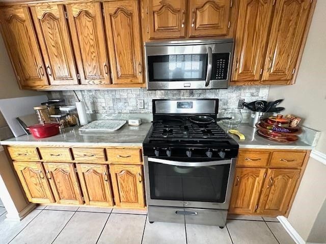 605 FARBER DR, Adamsville, TN 38310