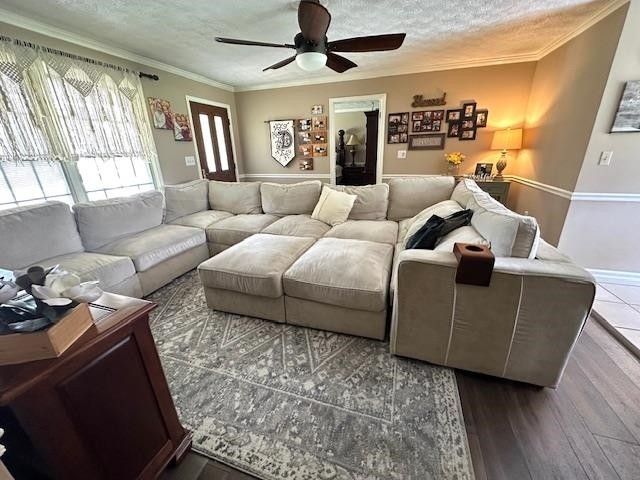 605 FARBER DR, Adamsville, TN 38310