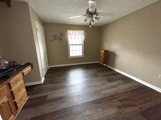 605 FARBER DR, Adamsville, TN 38310