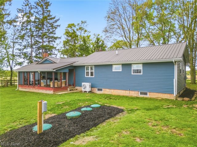 1477 E Garfield Road, New Springfield, OH 44443