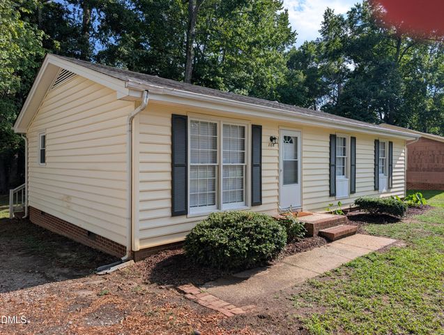 118 E Mciver Street, Zebulon, NC 27597
