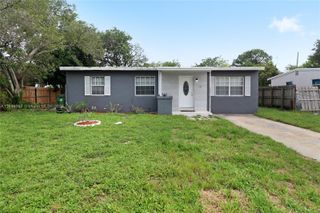 1100 NW 11th Pl, Fort Lauderdale, FL 33311