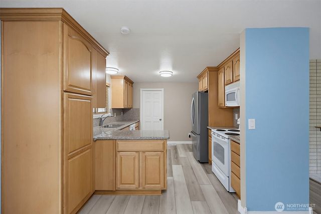 8414 56th Street W, University Place, WA 98467