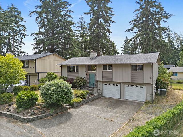 8414 56th Street W, University Place, WA 98467