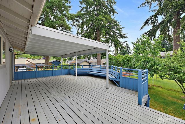 8414 56th Street W, University Place, WA 98467
