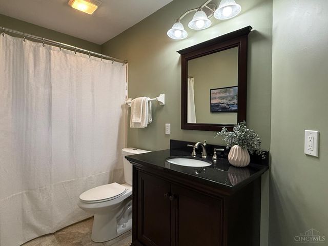 5 Hathaway Commons Drive, Lebanon, OH 45036
