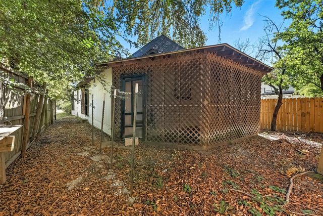 728 S Elm Street, Sherman, TX 75090