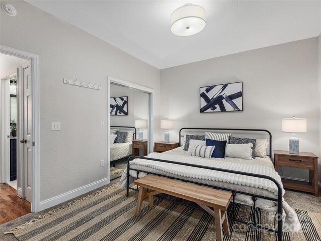 17 Lake Avenue, Black Mountain, NC 28711