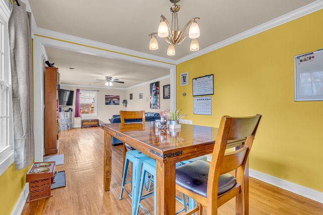 1105 Viola Rd, Mcminnville, TN 37110