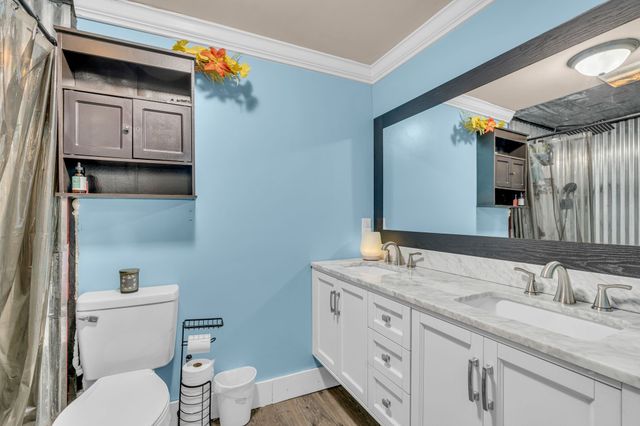 1105 Viola Rd, Mcminnville, TN 37110