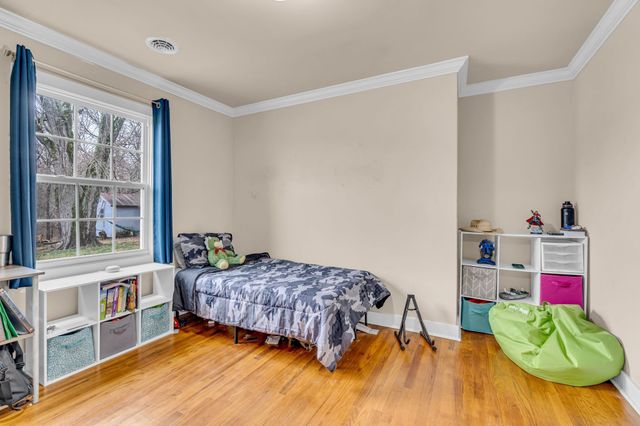 1105 Viola Rd, Mcminnville, TN 37110