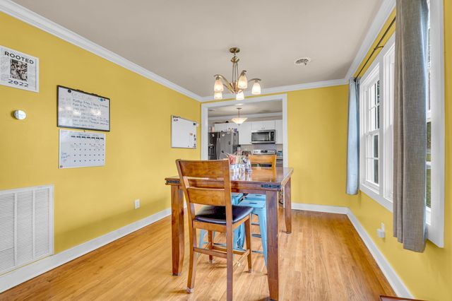 1105 Viola Rd, Mcminnville, TN 37110