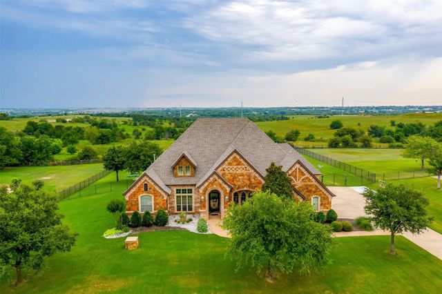 1227 Meredith Creek Lane, Fort Worth, TX 76179