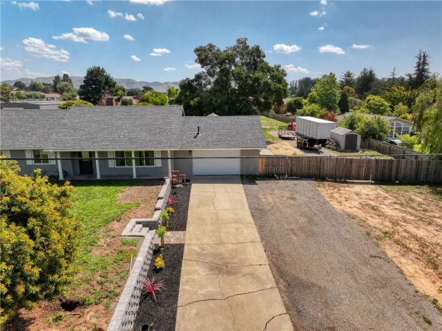 1041 Evergreen Way, Nipomo, CA 93444