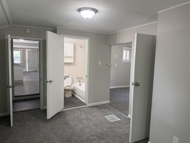 385 Central Avenue, Pontiac, MI 48341