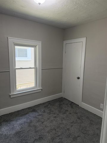 385 Central Avenue, Pontiac, MI 48341