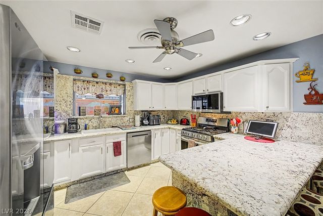 7733 Firethorn Lane, Las Vegas, NV 89123