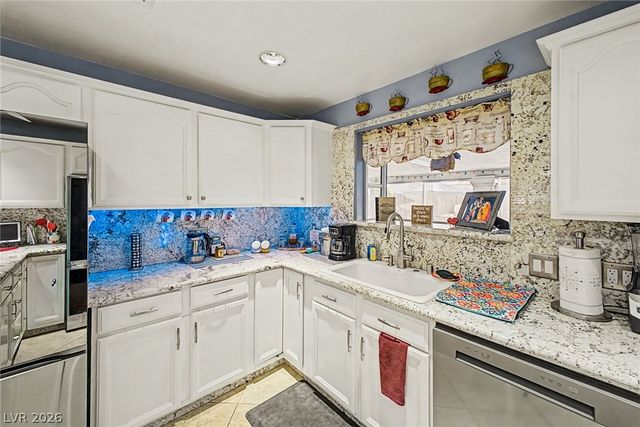 7733 Firethorn Lane, Las Vegas, NV 89123