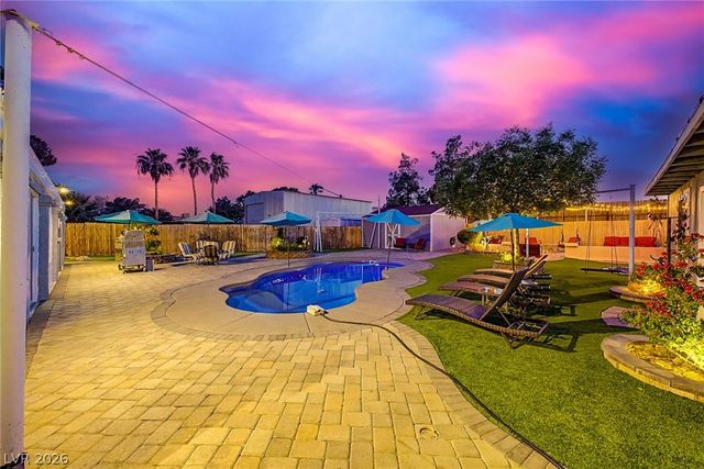 7733 Firethorn Lane, Las Vegas, NV 89123