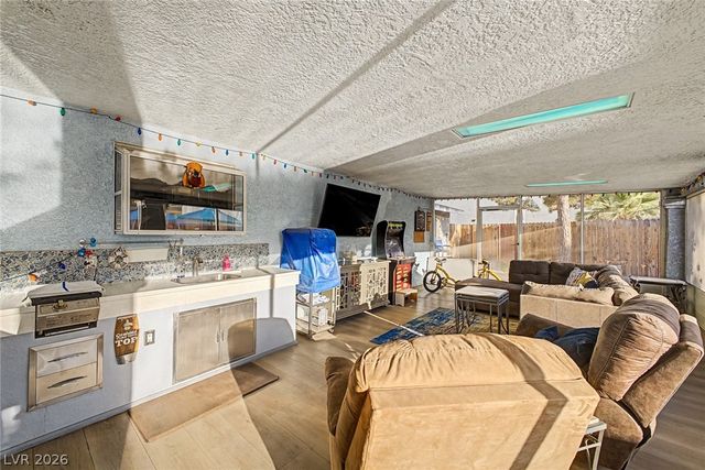 7733 Firethorn Lane, Las Vegas, NV 89123